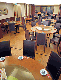 清香園のパーティー会場は80名まで着席OK